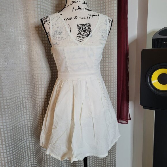 American Eagle Outfitters Ivory Color Skater Dress with Chiffon Eyelet - Picture 3 of 13